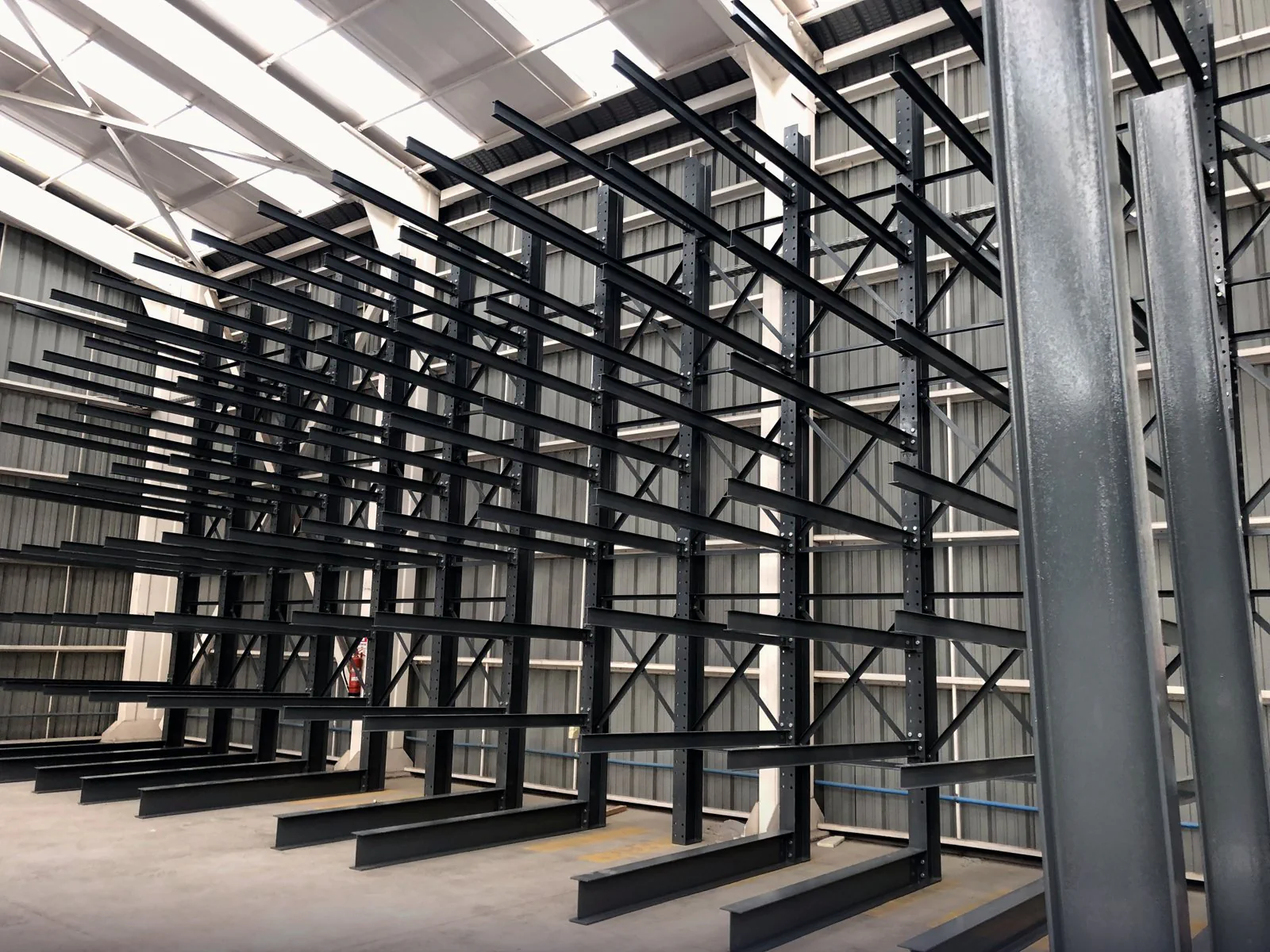 Sistema cantilever instalado